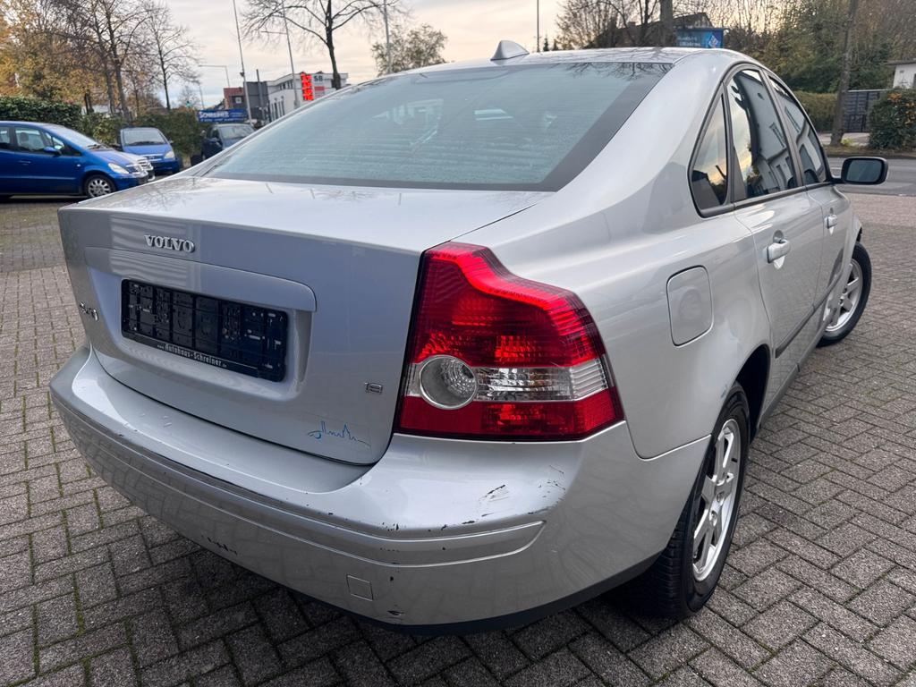 Volvo S40