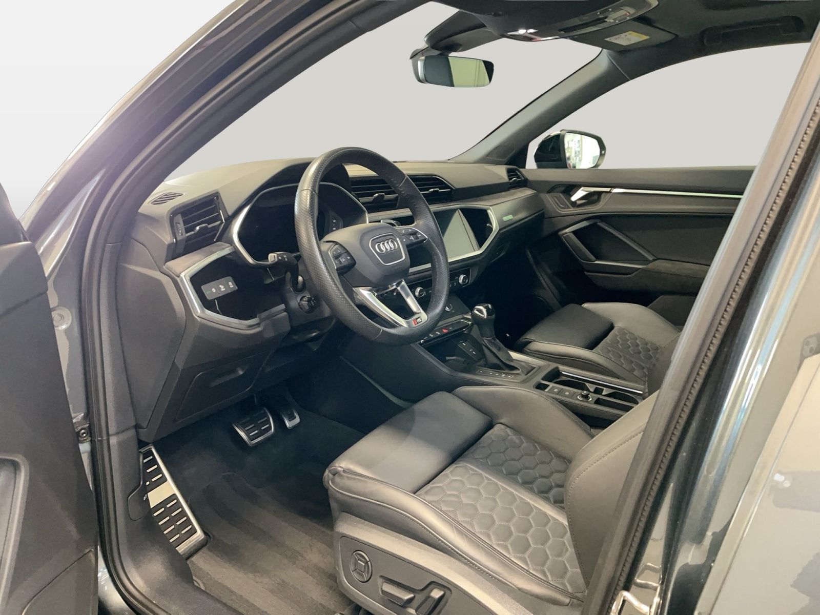 Audi RSQ3 - Bild 7