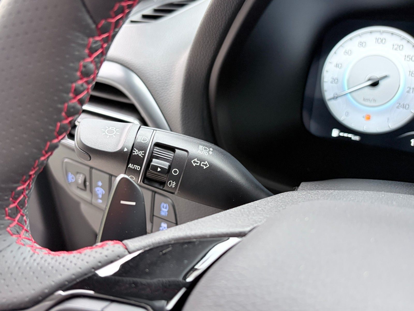 Fahrzeugabbildung Hyundai i30 cw 1.6 T-GDI N Line Kamera,LED,Navi,SHZ,PDC