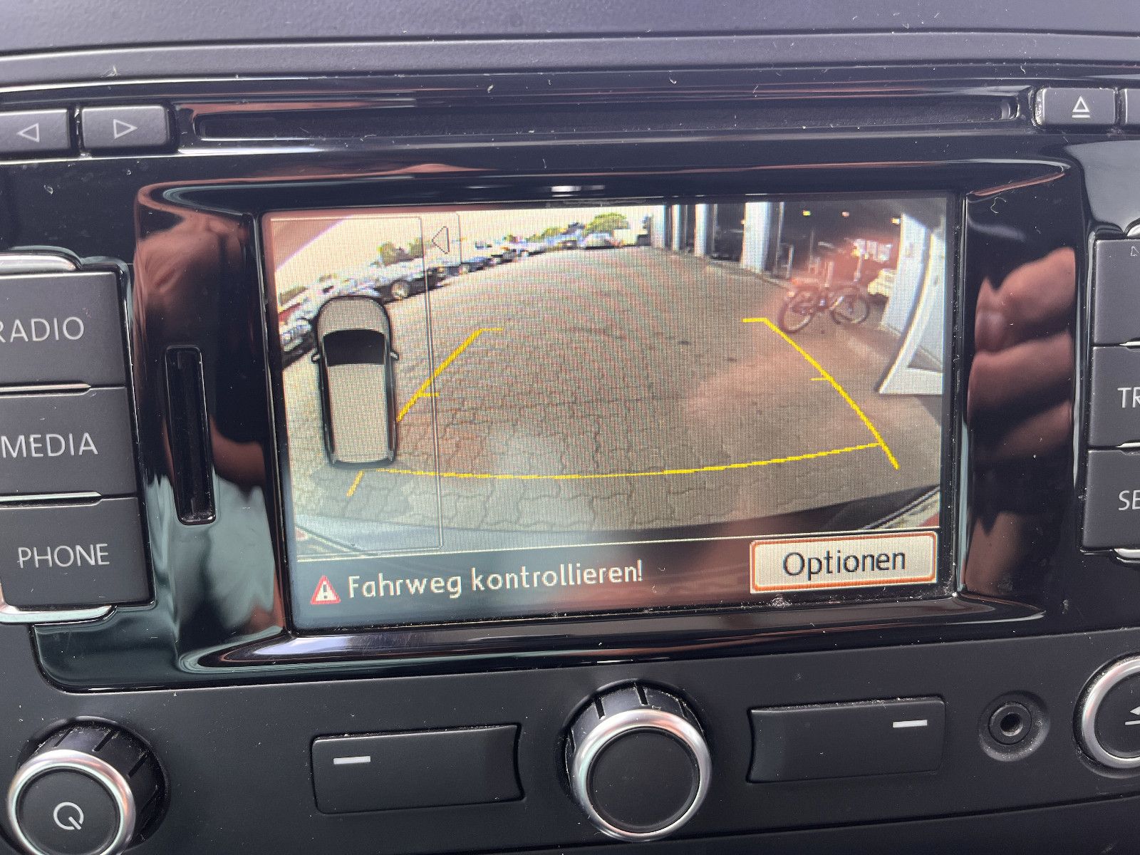 Fahrzeugabbildung Volkswagen Touran Highline BMT 2.0 TDi DSG