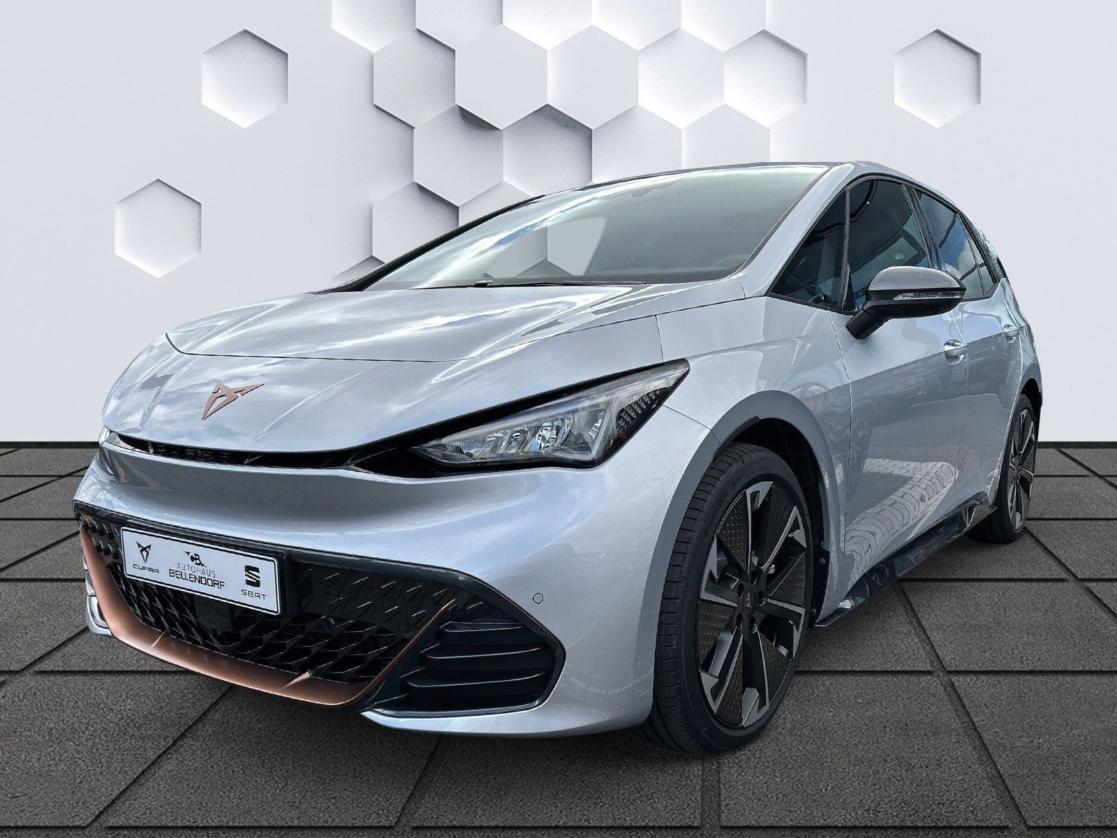 Cupra Born VZ 79 kWh Wärmepumpe Navi Pilot M Tech L
