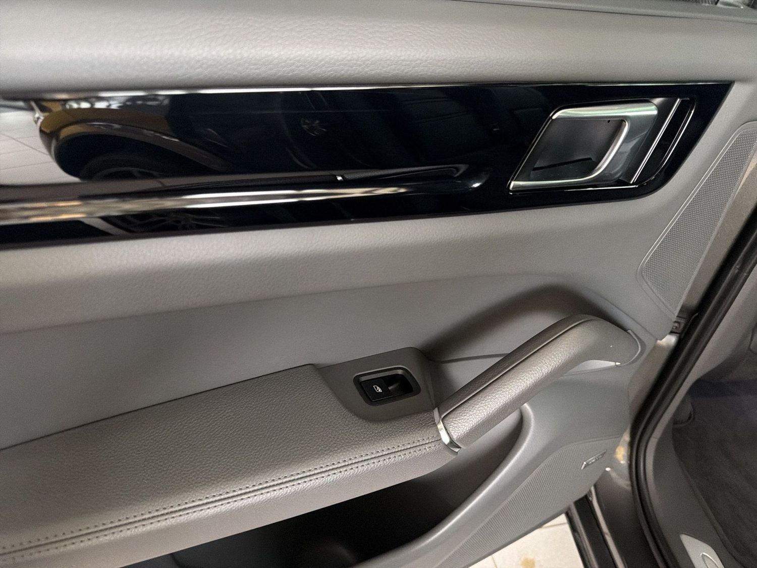 Porsche Cayenne PANO BOSE CHRONO PASM DAB AHK foto 15