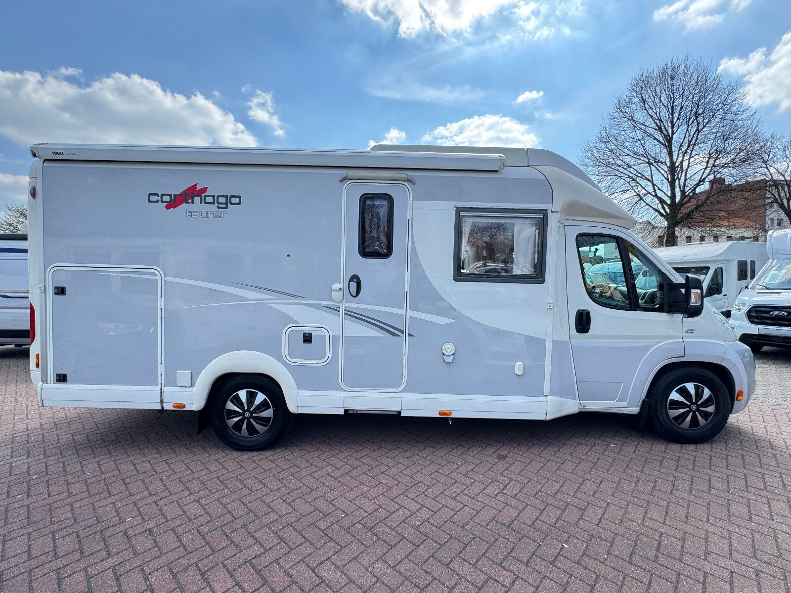 Fahrzeugabbildung Carthago TOURER C1 T 145 H FIAT DUCATO MAXI SOLAR TV SAT