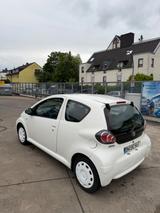 Toyota Aygo (X) 1,0-l-VVT-i - - Toyota Aygo (X) aus 2013