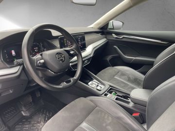 Skoda Octavia Combi IV 2.0 TDI DSG Style *STHZ*MATRIX*