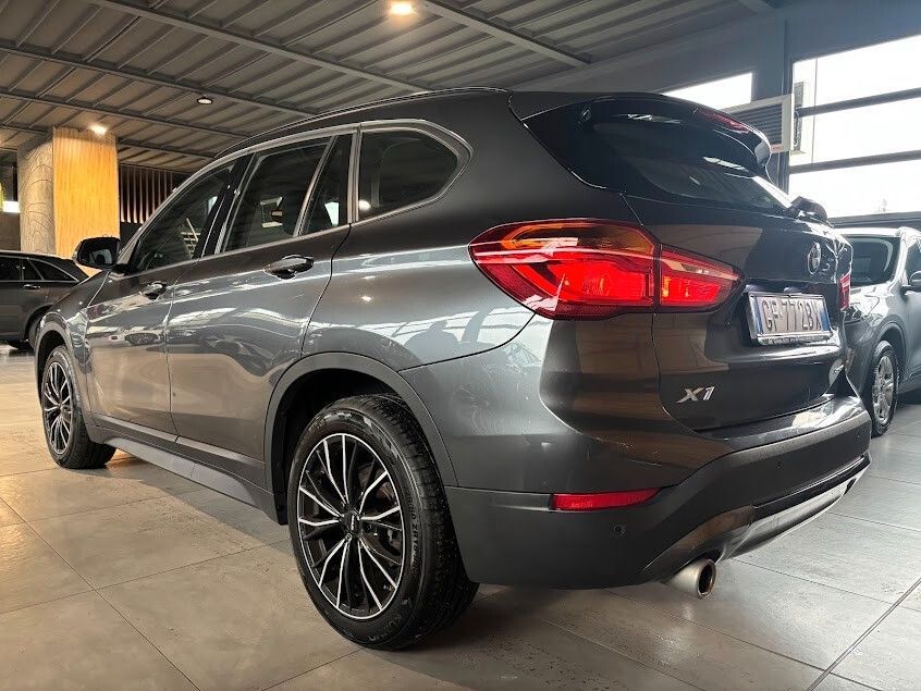 BMW Bmw X1 sDrive18i Advantage imagem 2