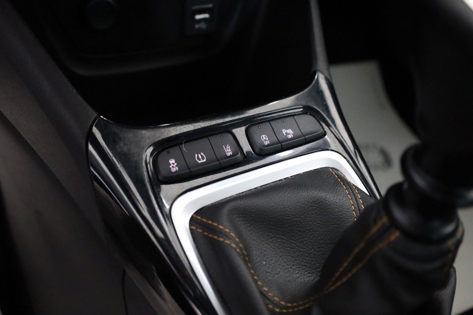 Fahrzeugabbildung Opel Crossland (X) Innovation Navi,LED,PDC,Allwetter