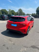 Ford Focus 2,0 TDCi 110kW ST-Line - Ford Focus mit Diesel-Antrieb: Limousine, 2.0