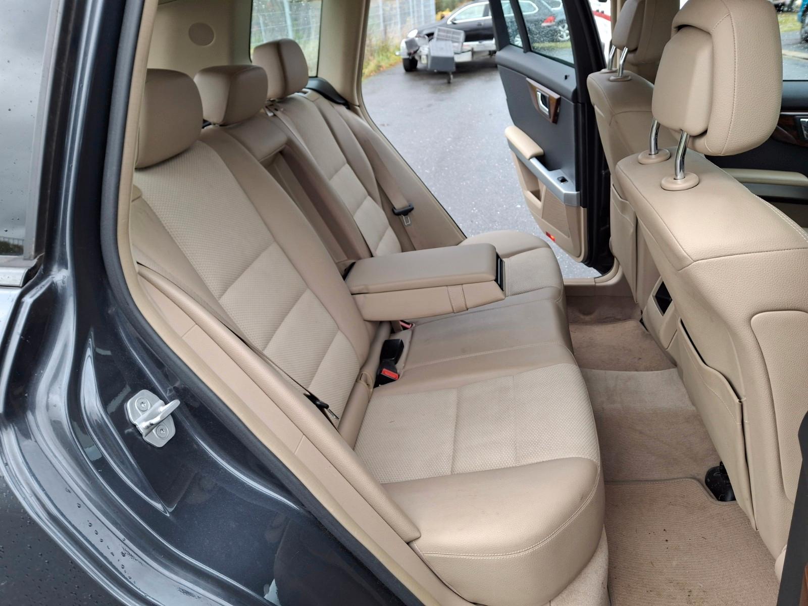 Mercedes-Benz GLK220 2011 — photo 13