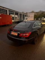Mercedes-Benz E 220 Coupé E 220 CDI BlueEFFICIENCY AVANTG. - Mercedes-Benz E 220 Cdi mit Diesel-Antrieb