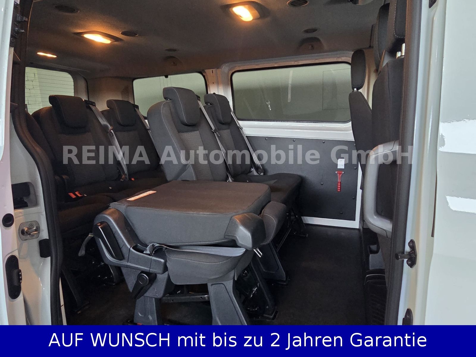 Fahrzeugabbildung Ford Transit Custom 2,0 TDi Kombi 9 Sitzer, Kamera