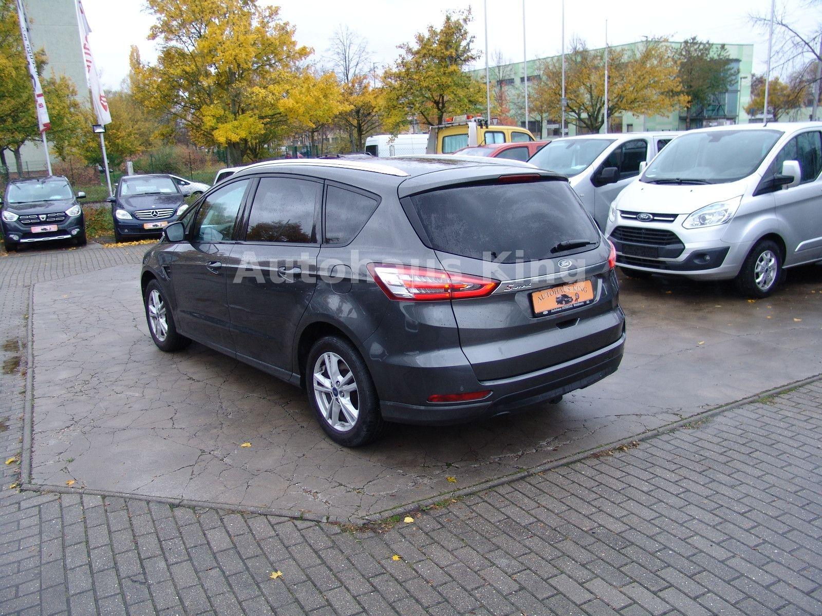 Ford S-MAX Business Edition -7Si/NAVI/