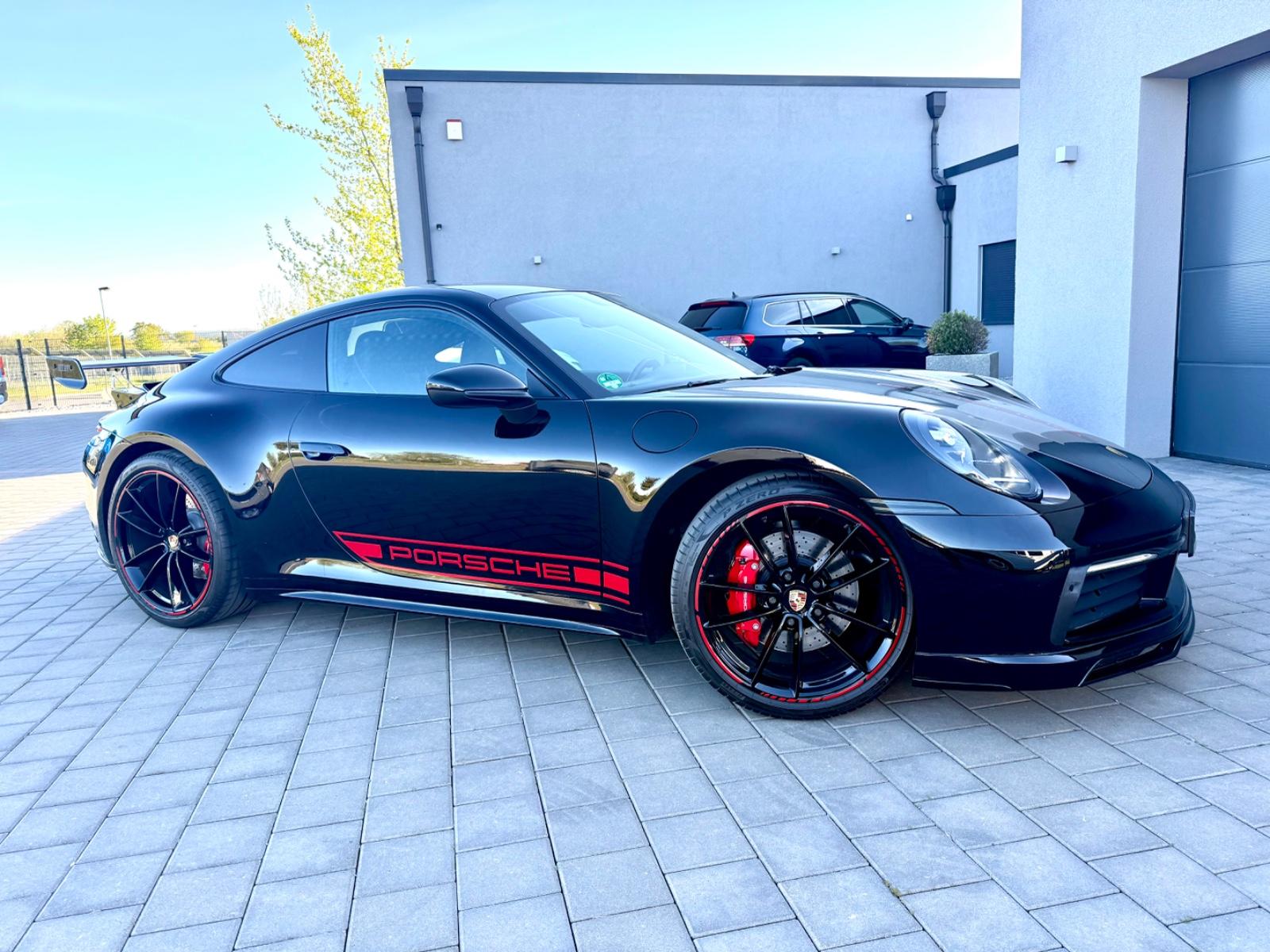 Porsche 992 Carrera S Techart Chrono Sportabgas Coupe