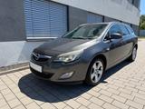 Opel Astra Sports Tourer *ScheckheftGepfl.*AHK*PDC* - Opel Astra aus 2010: Sports