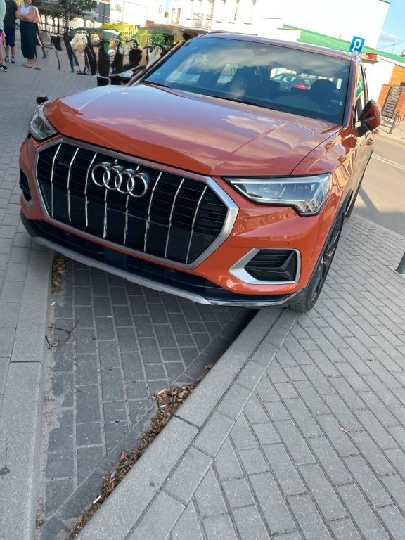 Image of Audi Q3