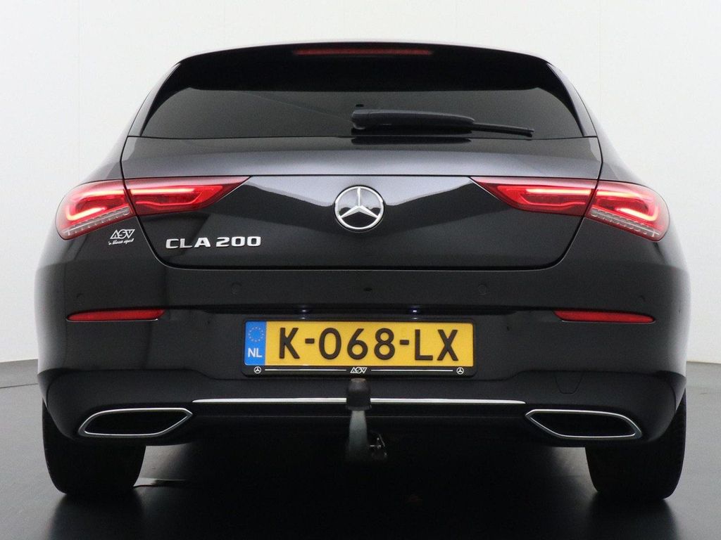 Mercedes-Benz CLA 200 Shooting Brake Business Solution Luxury