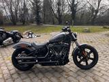 Harley-Davidson Street Bob 114 FXBBS Umbau 5HD1 wenig KM 1.Hand