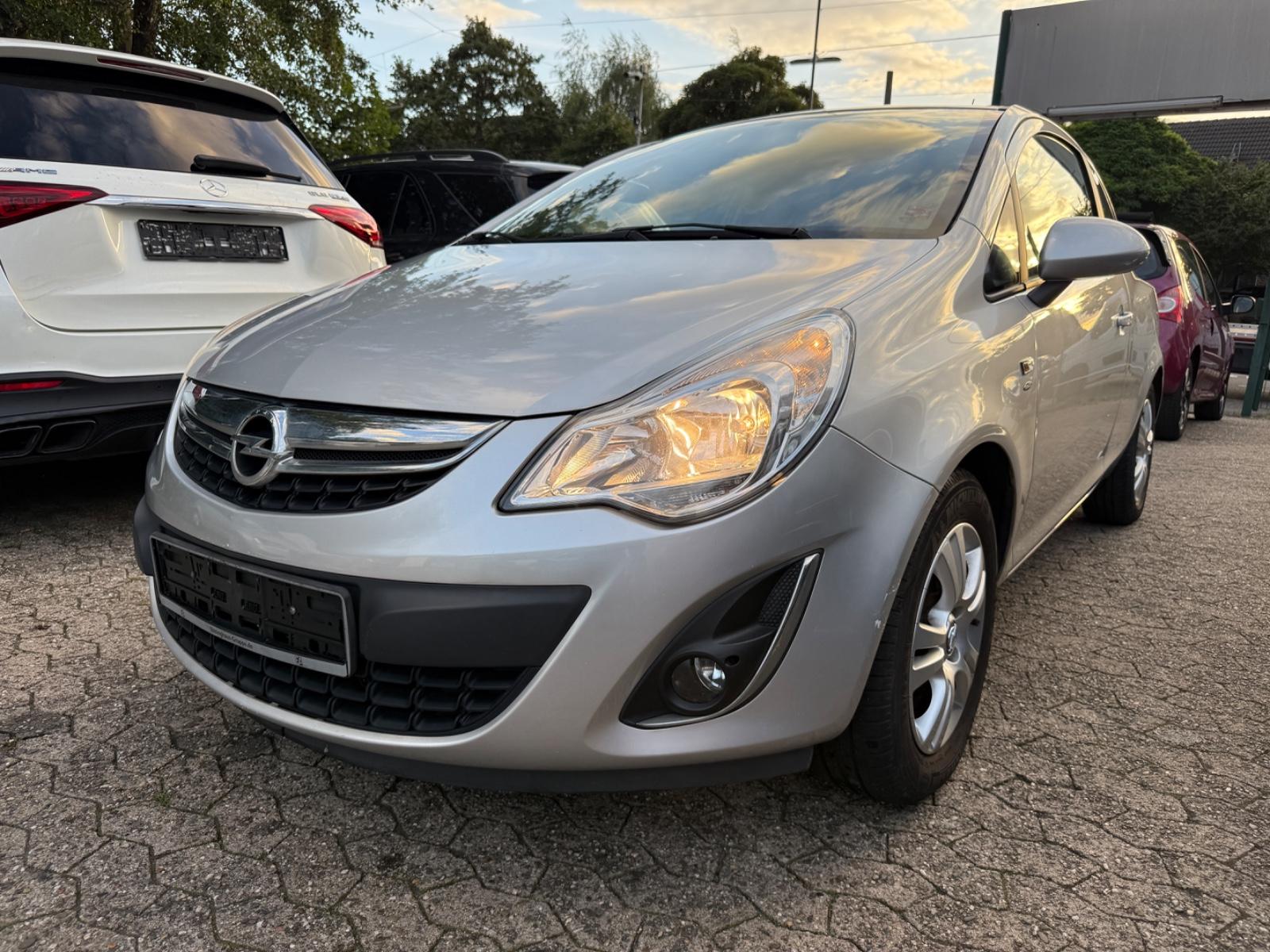 Opel Corsa D Satellite 1.4 Klima*Tüv Neu
