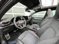 CUPRA Leon ST VZ 2.0 TSI  DSG 4D PANO AHK MATRIX 5JGAR bei Autohaus Landmann & Maier OHG