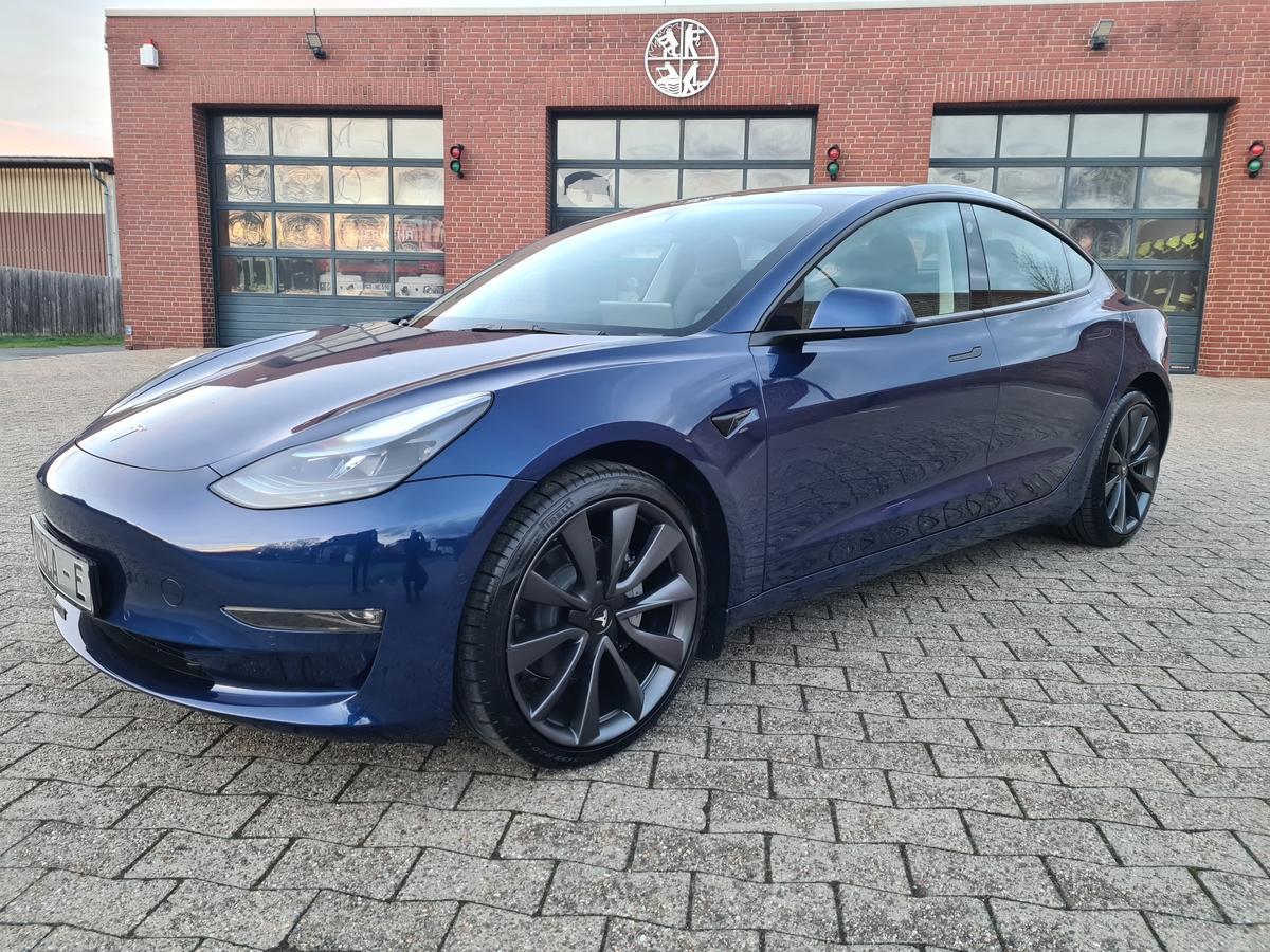Tesla Model 3 LR AWD 2023 Erst 25Tkm Fin. ab 3,99% mö