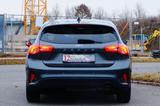Ford Focus Lim. Cool & Connect*NAVI*PDC*SHZ*AUTOMATIK - Ford Focus mit Diesel-Antrieb: Limousine, Automatik