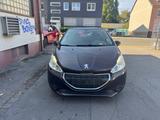Peugeot 208 1.4 Active/Klimaanlage