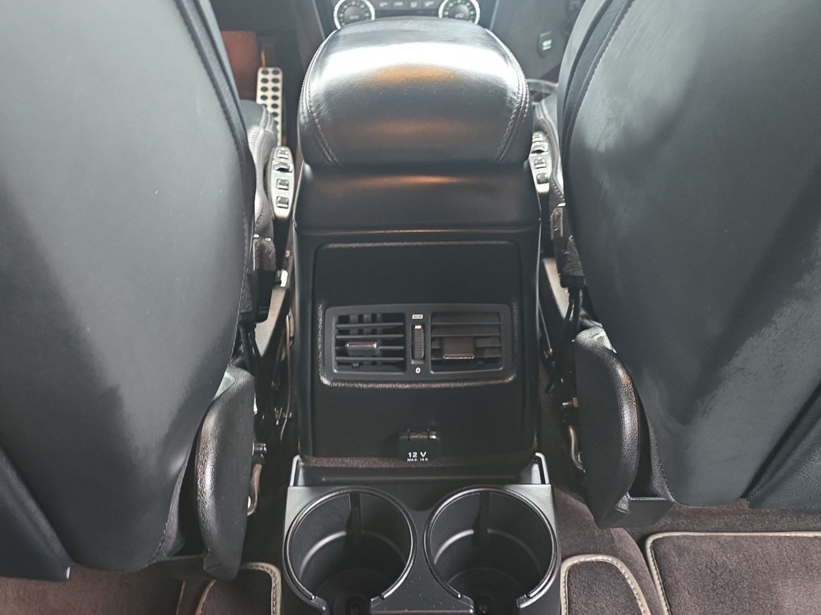 Fahrzeugabbildung Mercedes-Benz G 63 AMG G -Modell DESIGNO