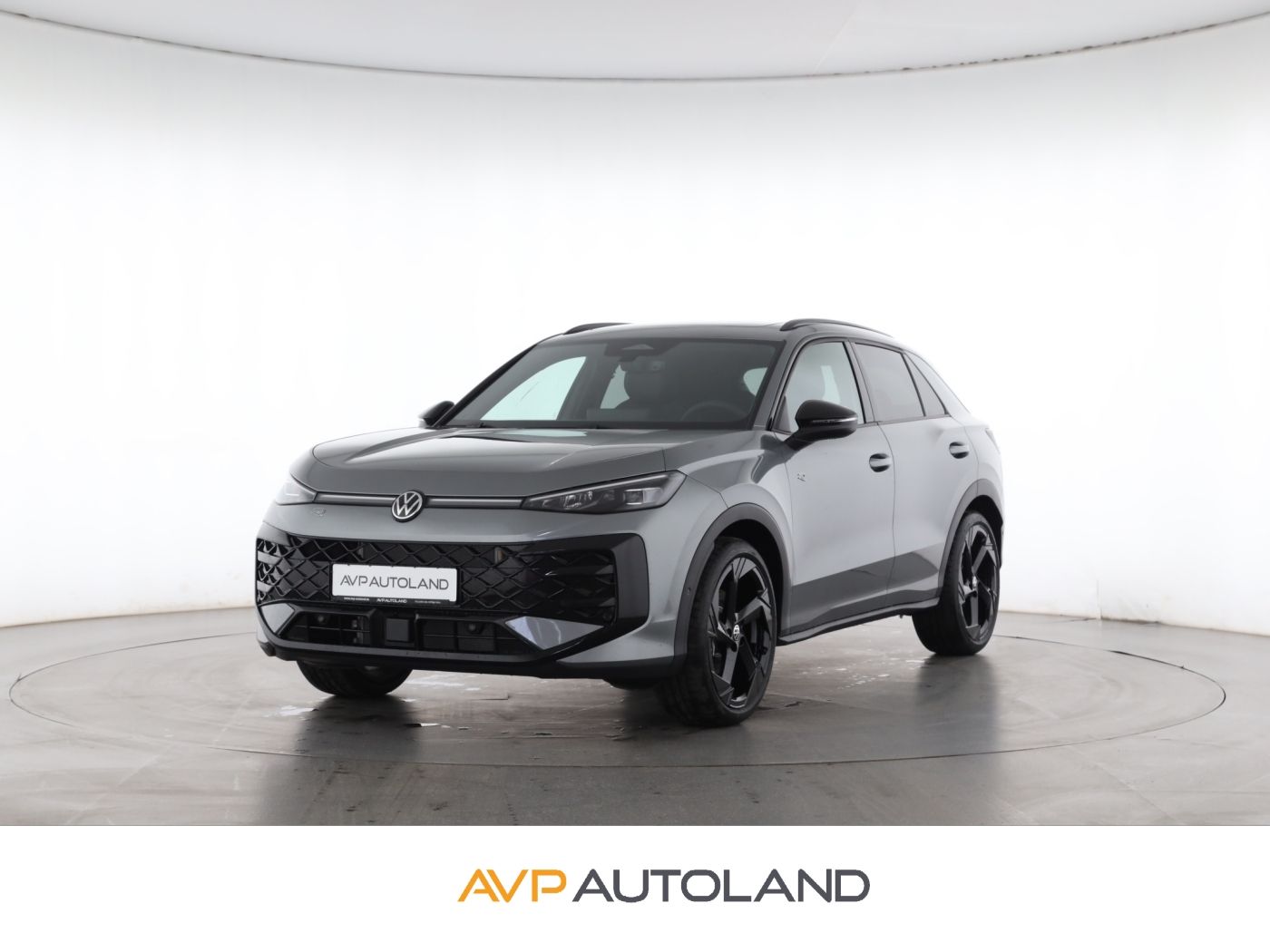 Volkswagen T-Roc 1.5 eTSI DSG R-Line BLACK STYLE | PANO |