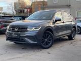 Volkswagen Tiguan Allspace 2.0 TDI Life NAVI/MATRIX/HUD/ACC - Volkswagen Tiguan Allspace in Essen