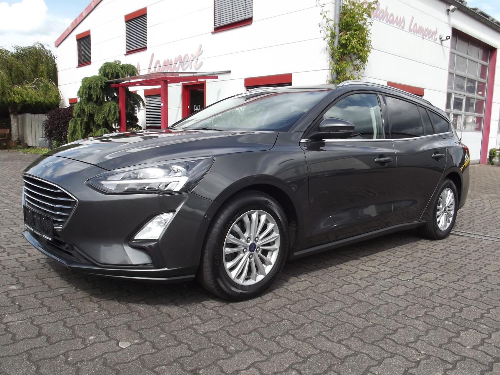Ford Focus Turnier Titanium NAVI  KAMERA PDC LED