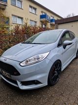 Ford Fiesta ST200 1,6 EcoBoost - Ford Fiesta: Grau