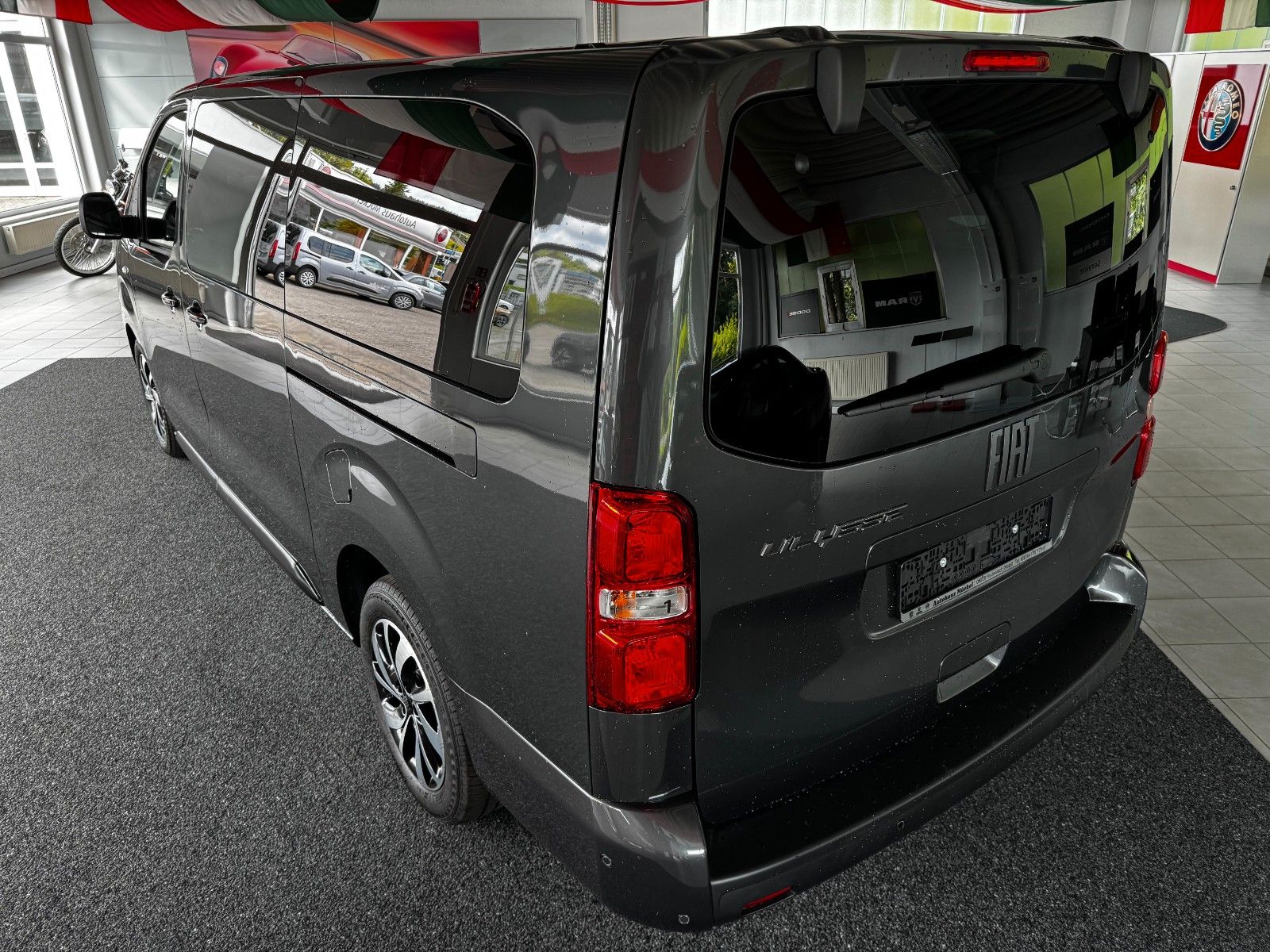 Fiat Ulysse 2.0 BlueHDi 180 S&S L3 EAT8 imagem 3