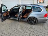 BMW 330d Touring - - BMW 330 aus 2009: D