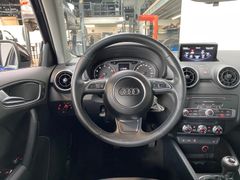 Fahrzeugabbildung Audi A1 1.4 TFSI Sportback S-Line Xenon PDC SHZ 1.Hd