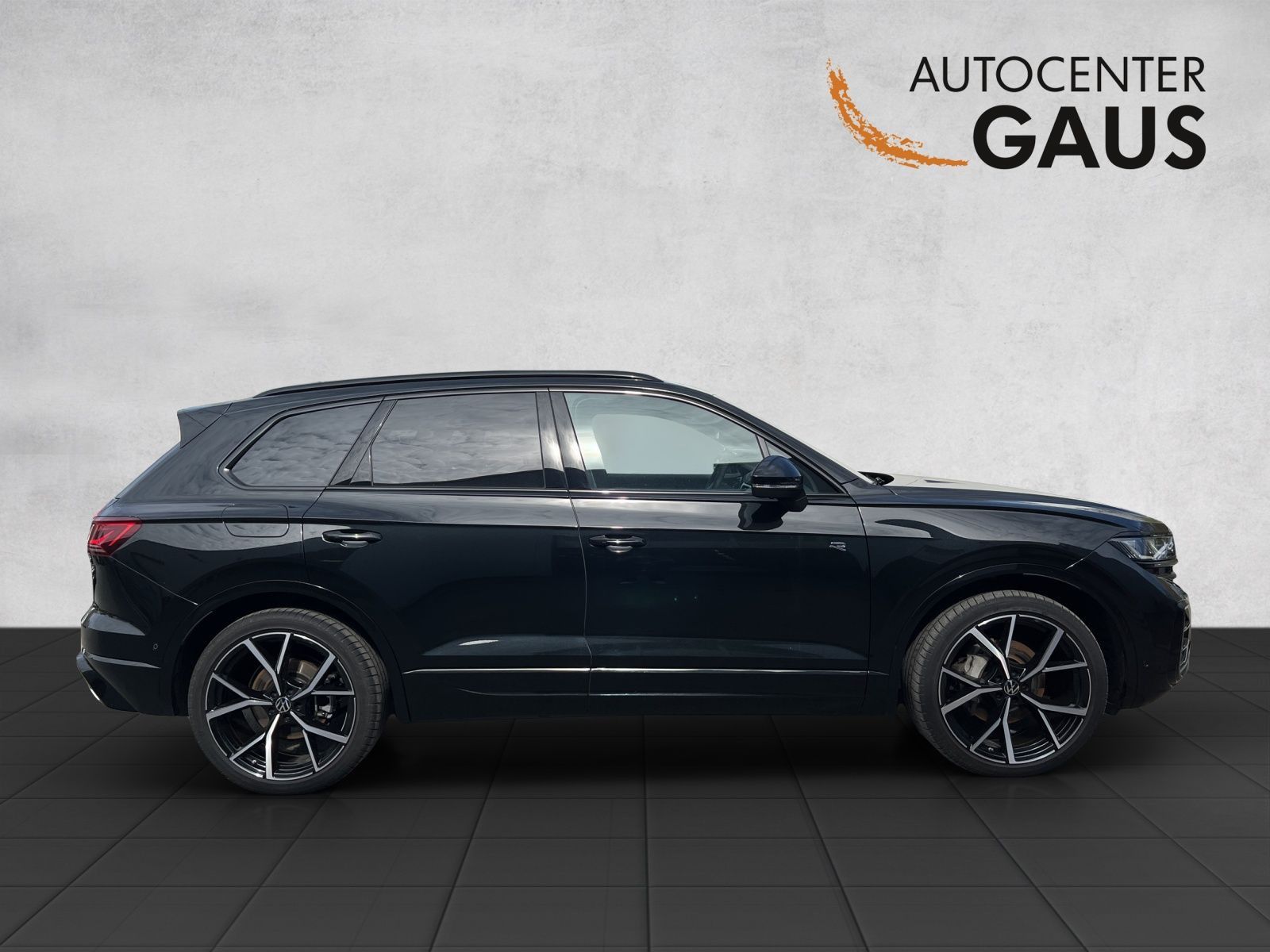 Touareg R-Line 3.0 V6 TDI 4M Leder*AHK*Luft*Blac