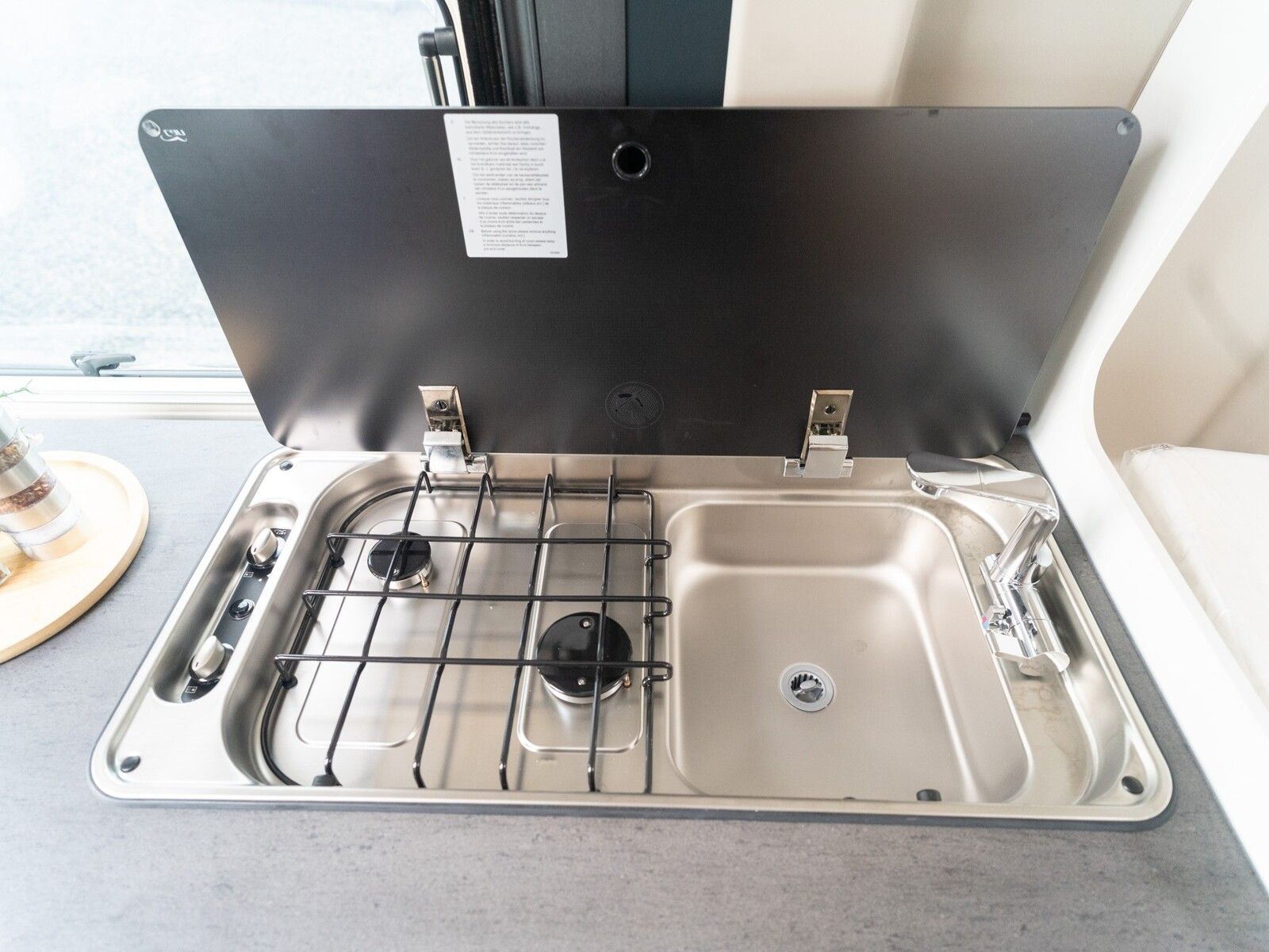 Fahrzeugabbildung Sunlight Adventure Cliff 602 AKTION*Rahmenfenster