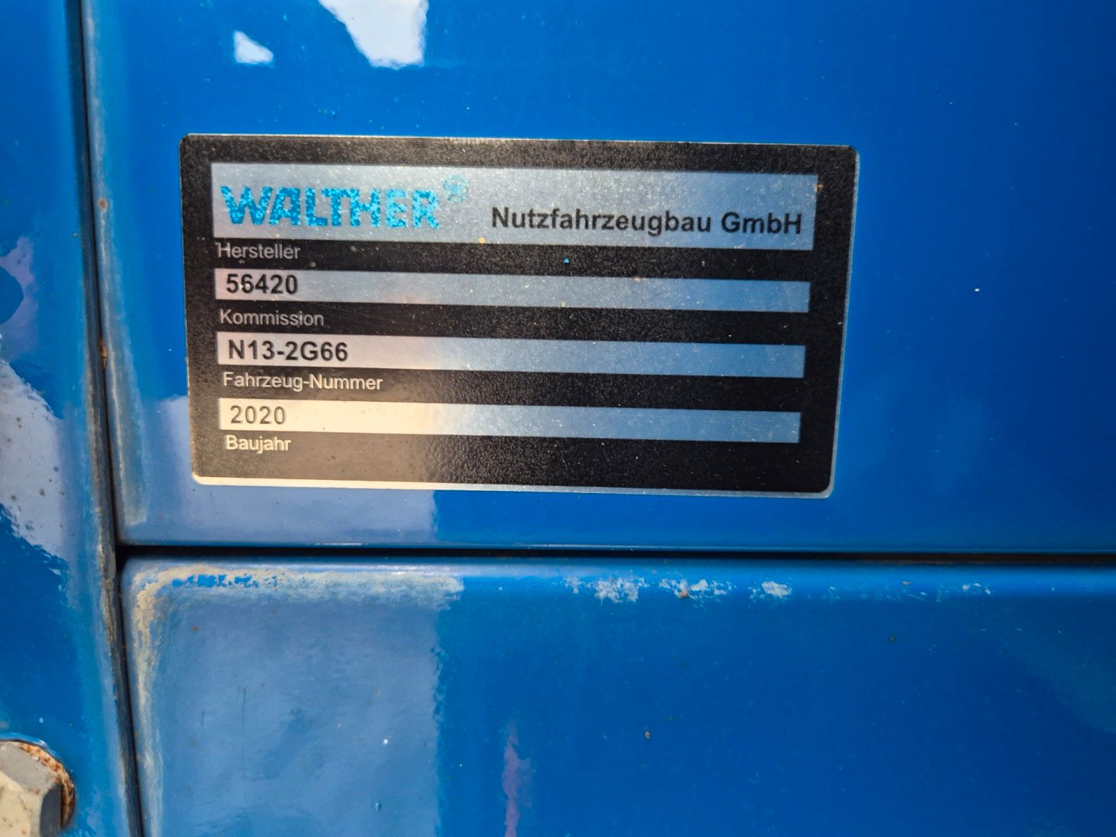 Fahrzeugabbildung MAN TGL 8.220 4x2 BL Doka 7 Sitze AHK Klima Standh.