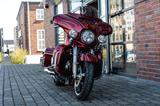 Harley-Davidson Touring FLHXS Street Glide 107 mit Jekill - HARLEY-DAVIDSON TOURING