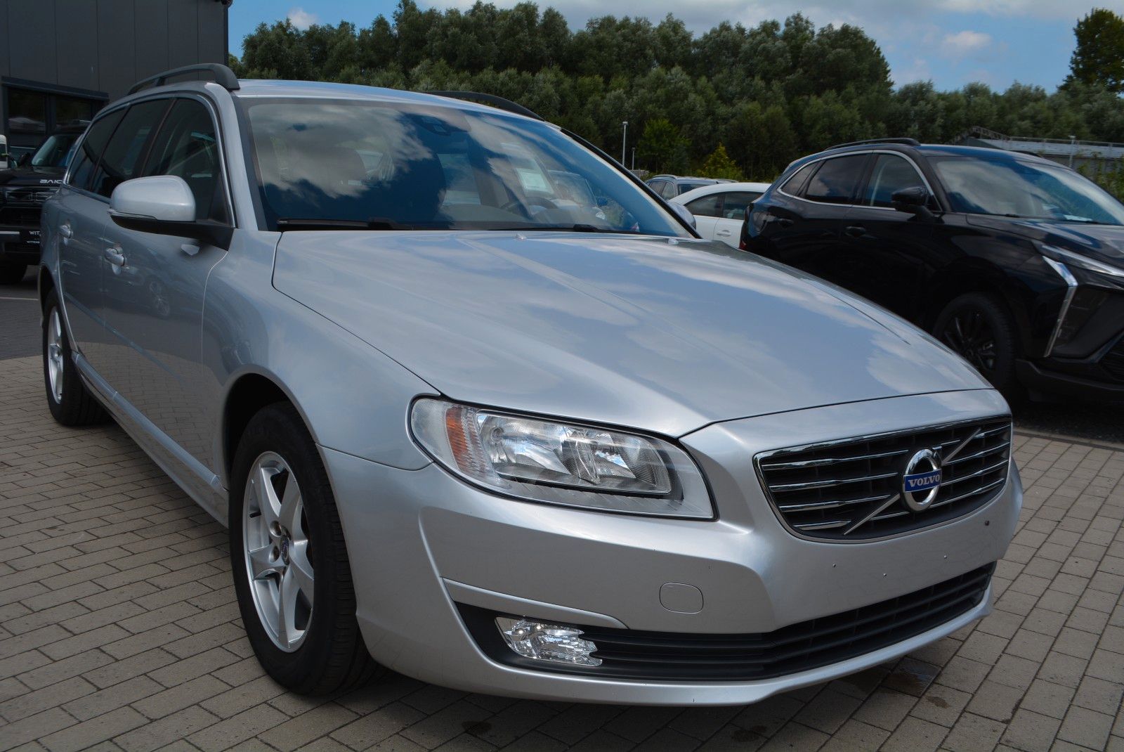 Volvo V70 Kombi Kinetic-HU