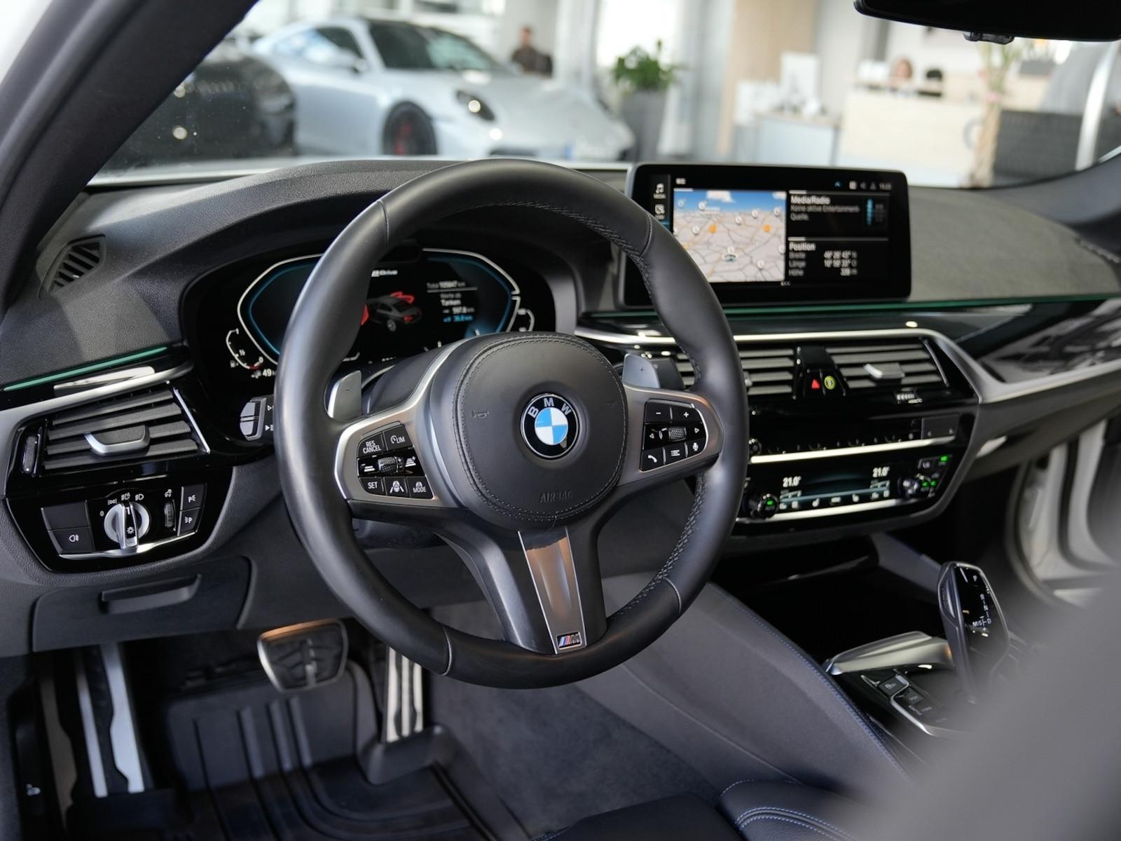 BMW 530e M Sport 19LM M-Sitze 360°K Harman Assist.