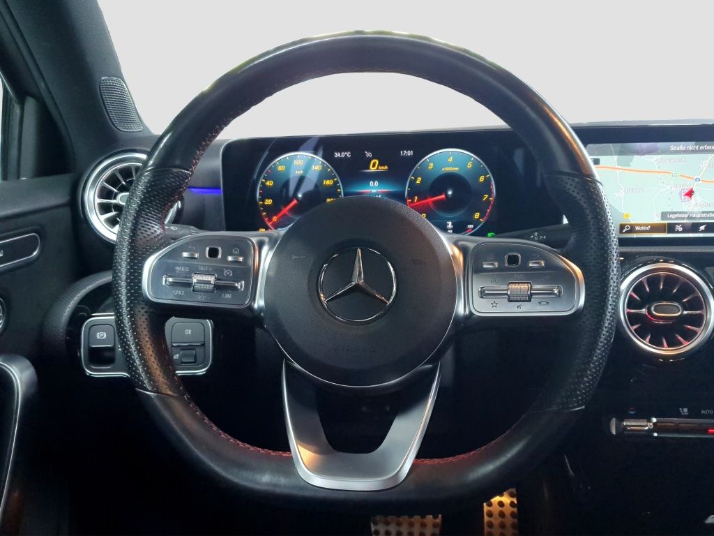 Fahrzeugabbildung Mercedes-Benz A 250 Kompaktlimousine AMG*Night*Kamera*LED