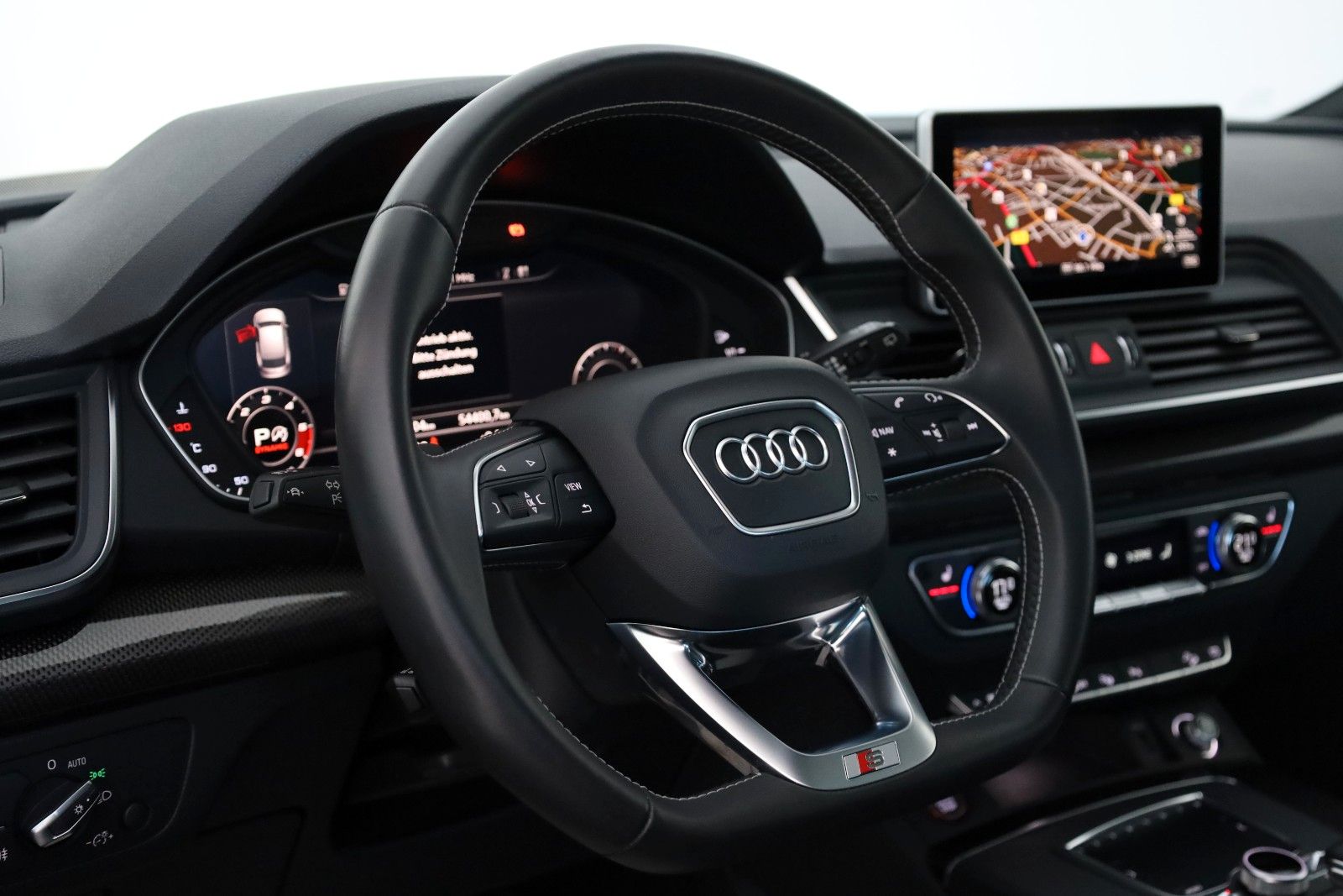 Fahrzeugabbildung Audi SQ5 3.0TDI quattro Tour/Stadt/Parken,PanDach,ACC