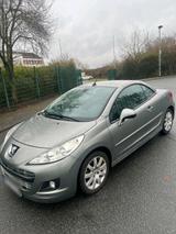 Peugeot cc207 - Peugeot 207 in Frankfurt (Main)