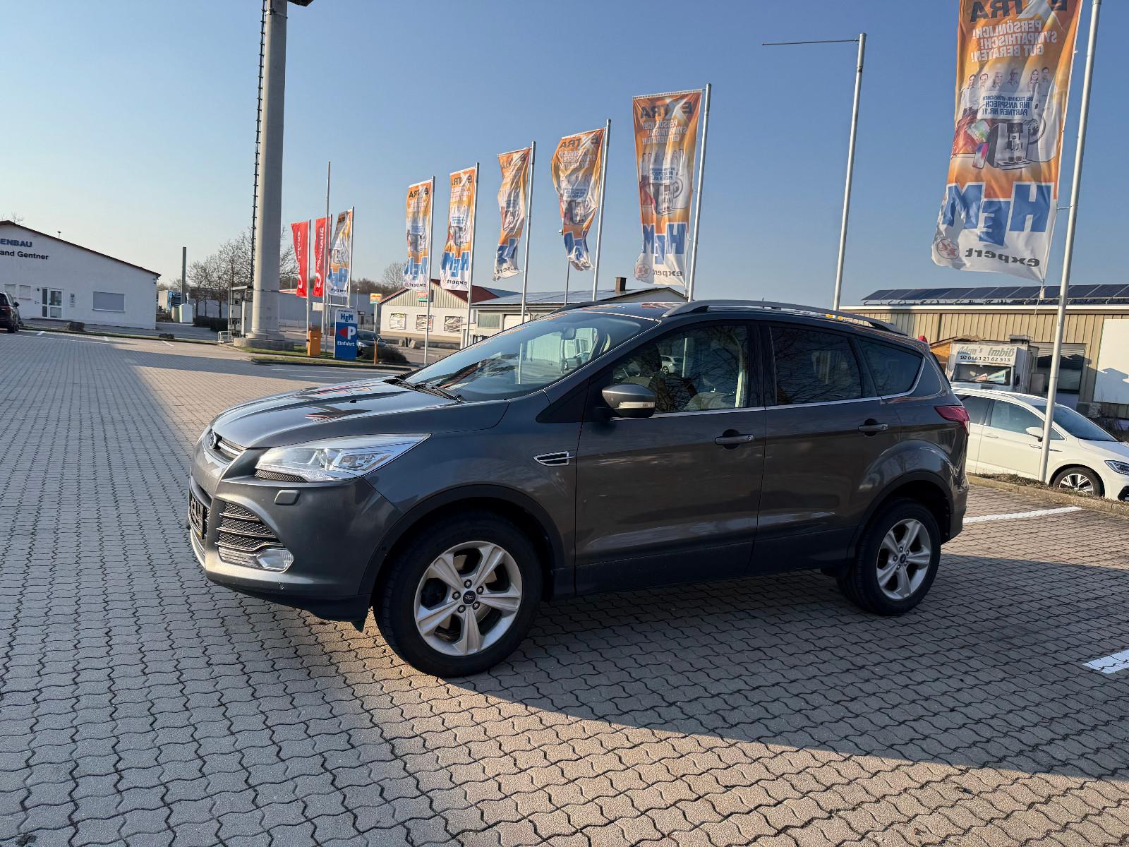 Ford Kuga Sync Edition  4x4 , Bi-Xenon
