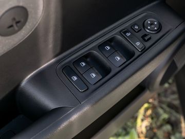 Hyundai Inster Elektro 71 kW FWD Select Navi Kamera ACC