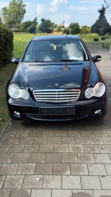 Mercedes-Benz Mercedes Benz-C-Klasse 220 CDU - gebrauchte Mercedes-Benz E 220 aus dem Jahr 2006