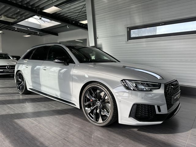 Audi RS 4 Avant 2.9 TFSI quattro|Matrix|Memory|LM20