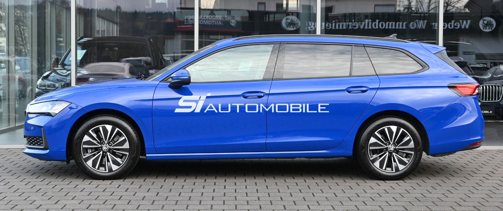 Fahrzeugabbildung SKODA Superb 2.0 TSI DSG Selection Combi 4x4 °ACC°AHK°