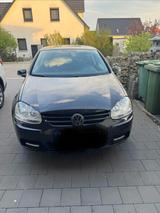 Volkswagen Golf 1.6 Sport Soundsys. 8f. Bereift 