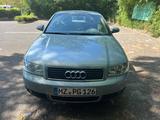 Audi A4 1.8 T - - Audi A4 aus 2000: 1.8